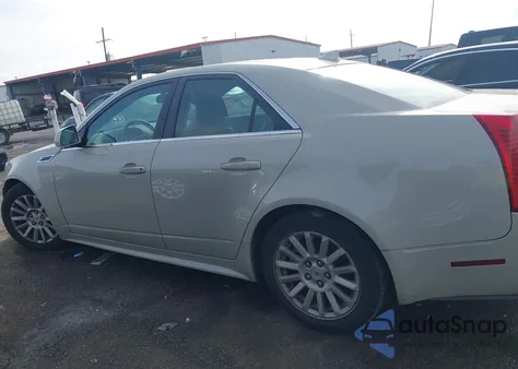 2010 Cadillac Cts Luxury z USA, uszkodzony, nr VIN 1G6DE5EG3A0123902